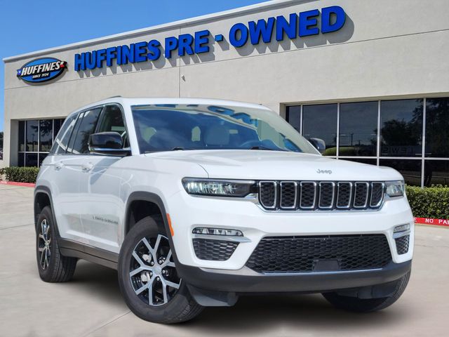 Bright White Clearcoat 2025 Jeep Grand Cherokee SUV / Crossover 4X2 8-Speed Automatic