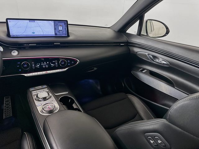 Thumbnail: 2022 Genesis GV70 - 24