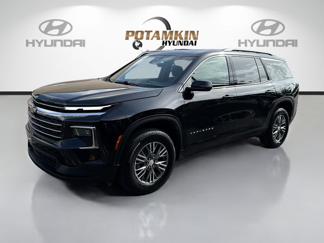 Mosaic Black Metallic 2025 Chevrolet Traverse LT FWD SUV / Crossover Front-Wheel Drive 8-Speed Automatic