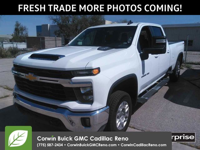 Summit White 2025 Chevrolet Silverado 2500HD LT Crew Cab 4WD Pickup Truck Four-Wheel Drive Automatic