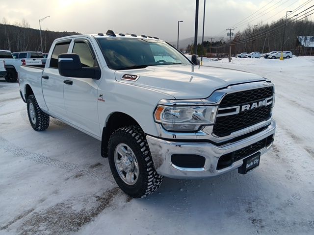 Bright White Clearcoat 2024 RAM 3500 Tradesman Crew Cab 4WD Pickup Truck Four-Wheel Drive 6-Speed Automatic