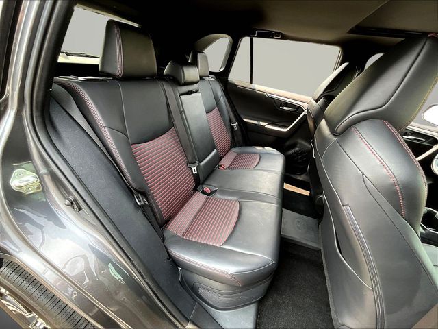 2023 Toyota RAV4 XSE - Photo 32