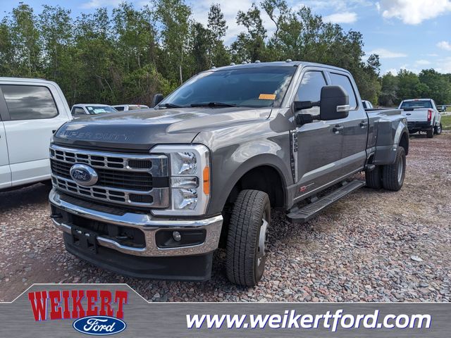 Carbonized Gray Metallic 2023 Ford F-350 Super Duty XLT Crew Cab LB DRW 4WD Pickup Truck Four-Wheel Drive Automatic