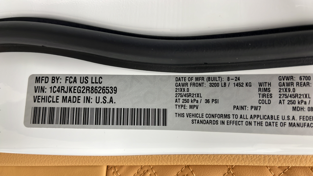 Used 2024 Bright White Clearcoat Jeep Summit image 28