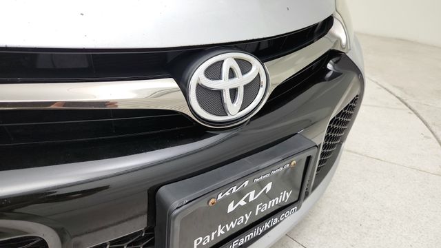 2017 Toyota Camry SE Silver at Durrett Motor Company