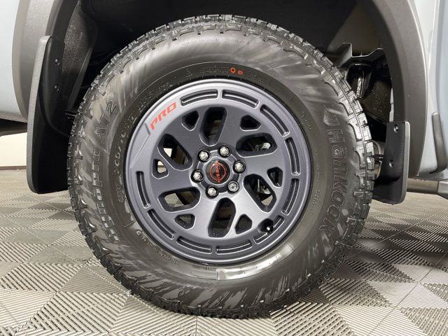 2025 Boulder Gray Pearl Nissan Frontier PRO-4X 4X4 Truck