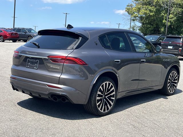 Used 2023  Maserati Modena image 13