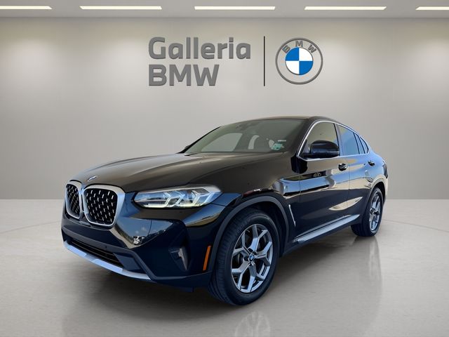 2022 BMW X4 xDrive30i's photo