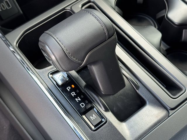 New 2026 Blue Ford XLT image 19