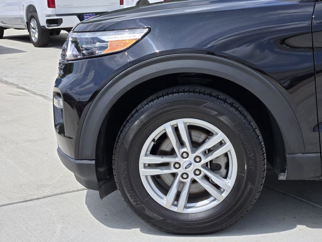 2023 Agate Black Metallic Ford Explorer XLT RWD SUV