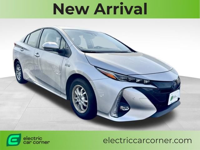 Classic Silver Metallic 2021 Toyota Prius Prime Limited FWD Hatchback Front-Wheel Drive Continuously Variable Transmission