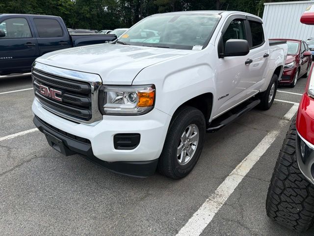 Used 2017 White GMC Base image 2
