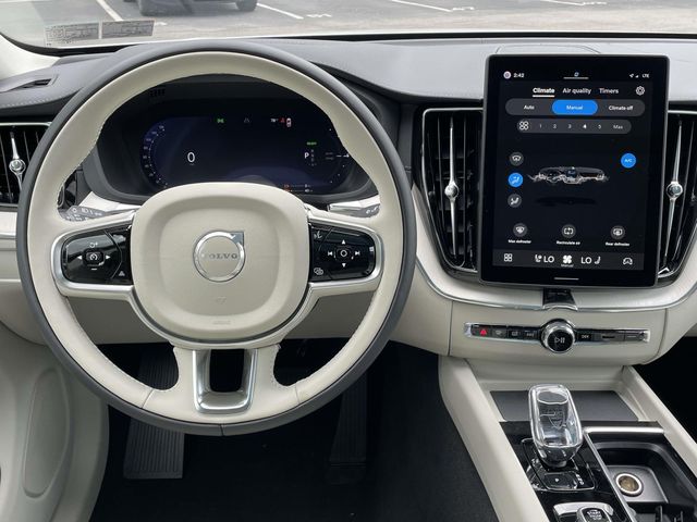 New 2026 White Volvo T8 Ultra image 24
