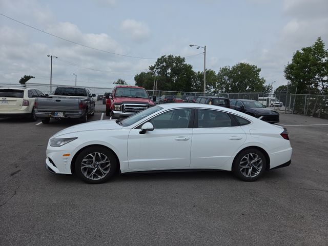 Serenity White 2023 Hyundai Sonata Sedan Front-Wheel Drive 8-Speed Automatic