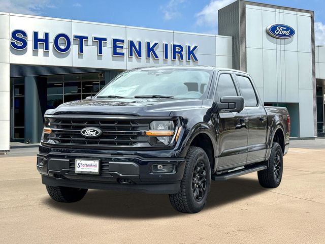 New 2026 Blue Ford XLT image 3