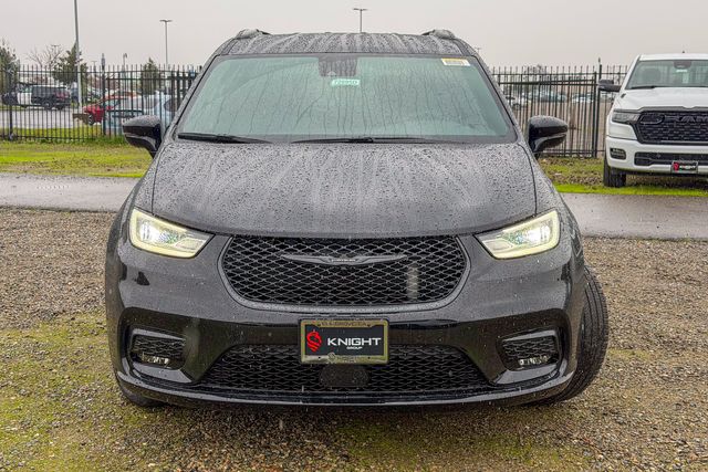 new 2026 Chrysler Pacifica car, priced at $47,180