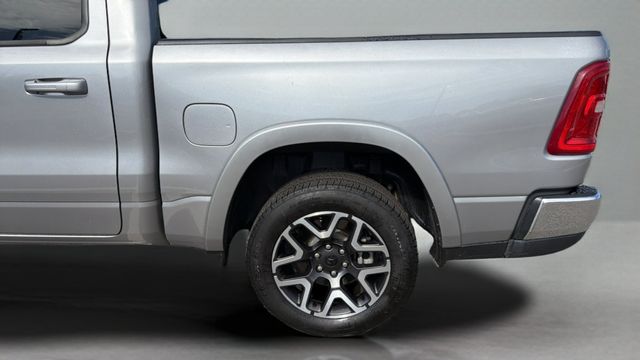 Used 2025 Silver Ram Laramie image 34