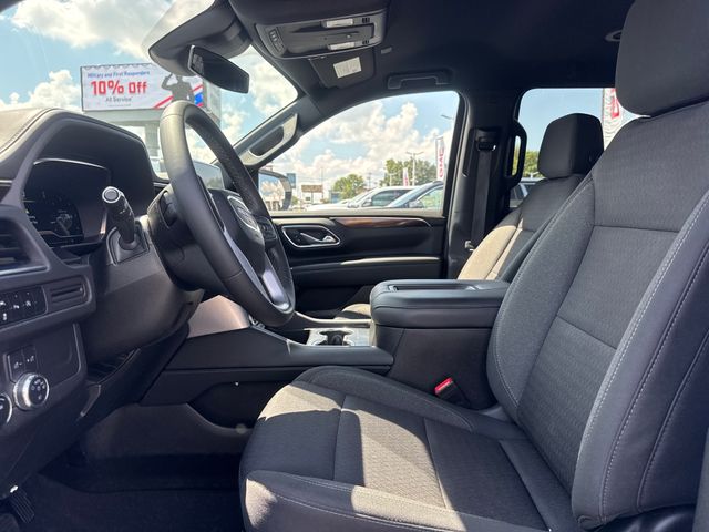 Used 2023 White GMC SLE image 12