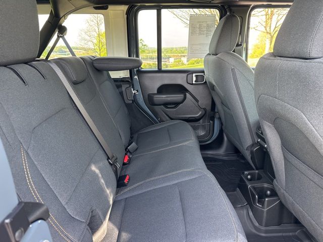 Used 2026 Gray Jeep Willys image 12