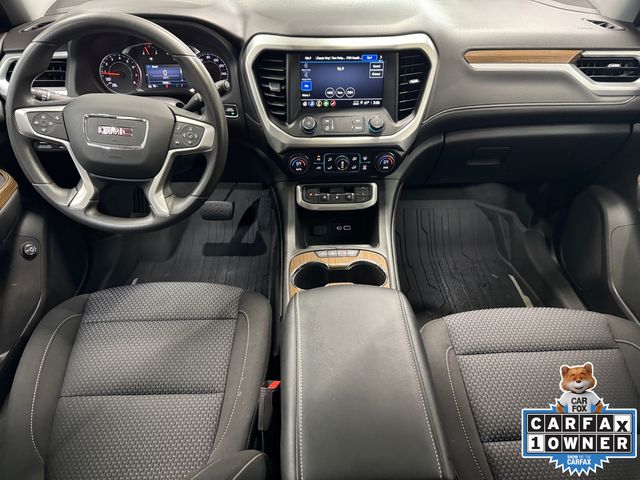 2023 GMC Acadia SLE photo