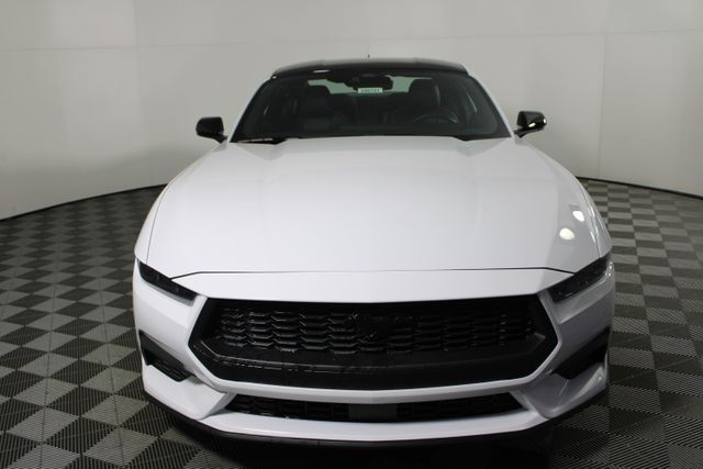 2025 Ford Mustang EcoBoost Premium photo