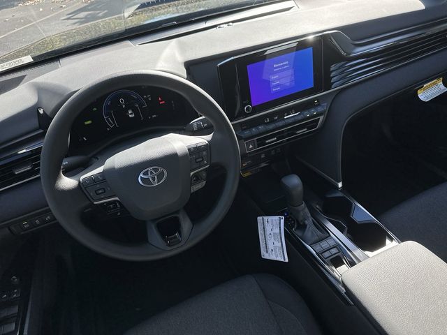 2025 Toyota Camry LE 13