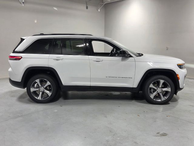 New 2026 White Jeep Limited image 15