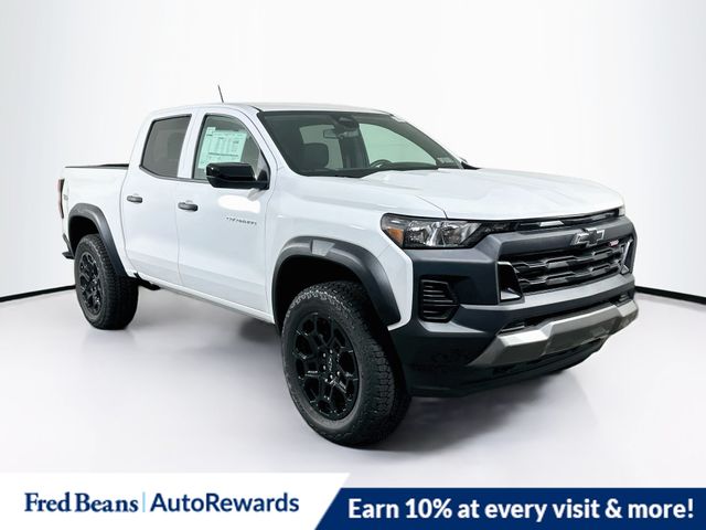 Summit White 2026 Chevrolet Colorado Pickup Truck Four-Wheel Drive 8-Speed Automatic