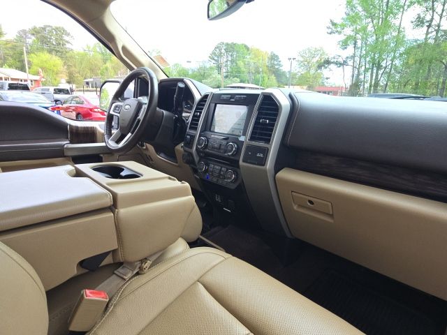 2018 Ford F-150 Lariat:45410C1