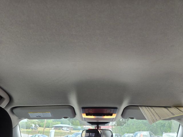 2025 Nissan Sentra SV:B02230