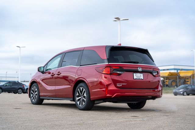 2025 Honda Odyssey EX-L 5