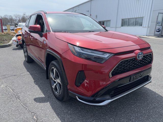 Certified 2024 Toyota RAV4 SE with VIN JTMAB3FV4RD173318 for sale in Riverhead, NY