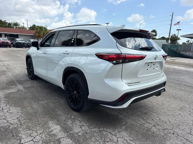 Used 2023 Toyota Highlander SUV