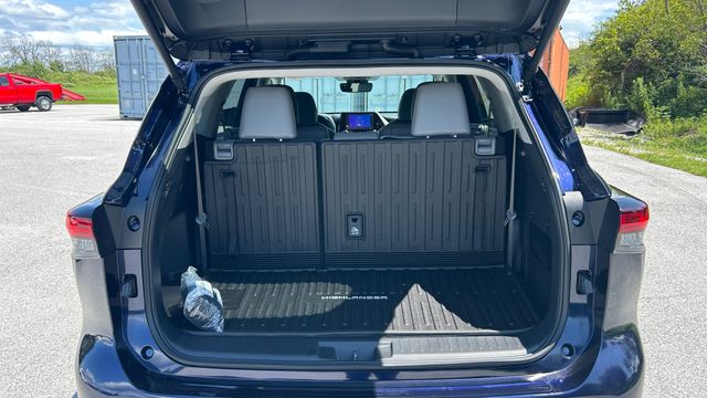 New 2026 Toyota Highlander SUV