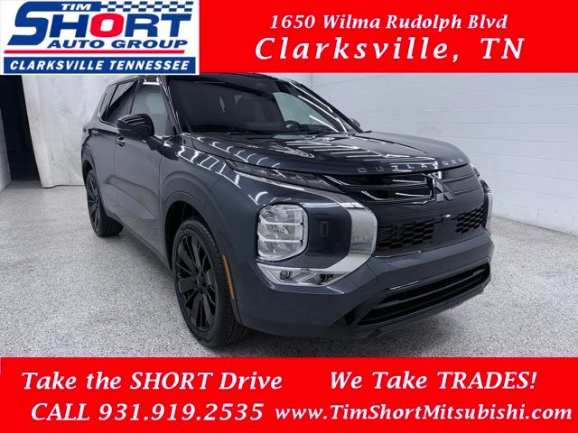 2026 Mitsubishi Outlander LE