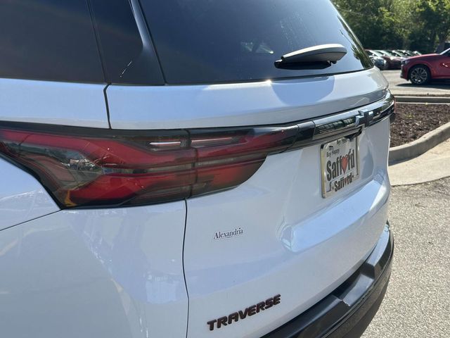 2023 Chevrolet Traverse Premier - Photo 11