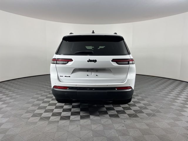 2021 Jeep Grand Cherokee L Altitude 8