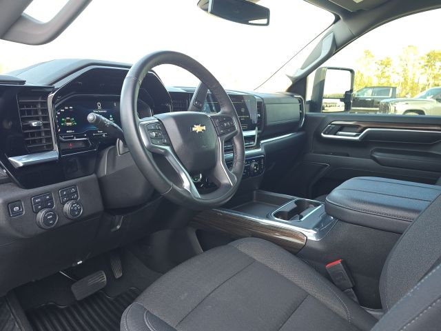 2024 Chevrolet Silverado 2500HD LT:45647A