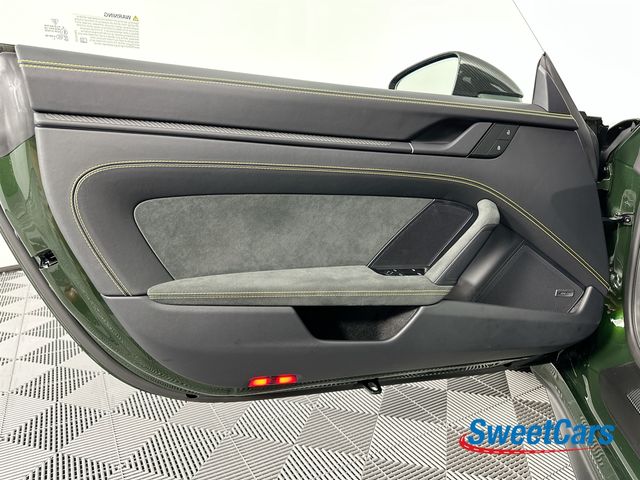 2025 Porsche 911
