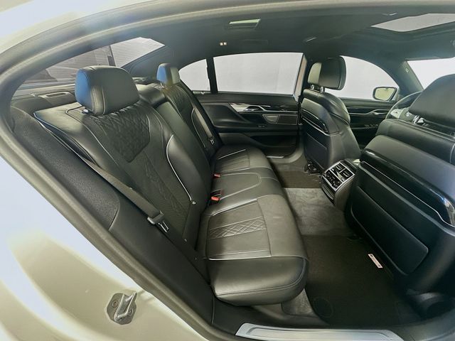 Thumbnail: 2020 BMW 7 Series - 28
