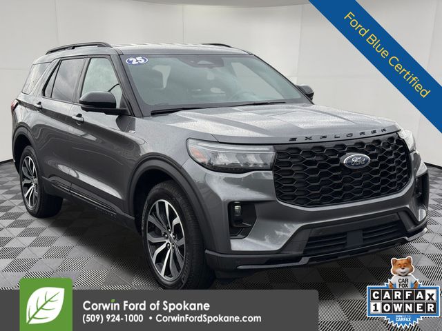 2025 Ford Explorer ST-Line AWD