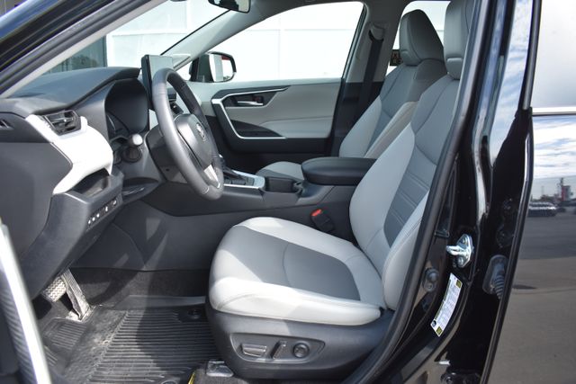 Used 2024 Toyota RAV4 SUV