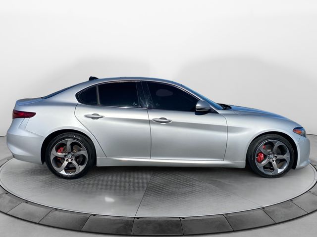 Alfa RomeoGiulia6