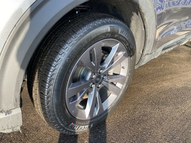 2026 Ford Explorer Active - 5
