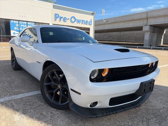 White Knuckle Clearcoat 2021 Dodge Challenger R/T RWD Coupe Rear-Wheel Drive 8-Speed Automatic
