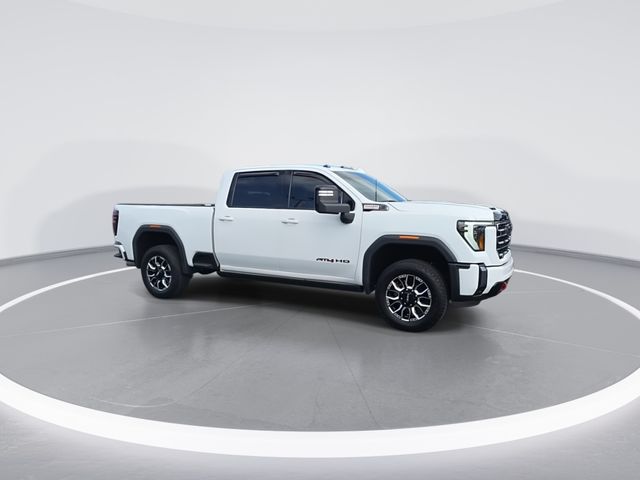 Used 2024 White GMC AT4 image 2