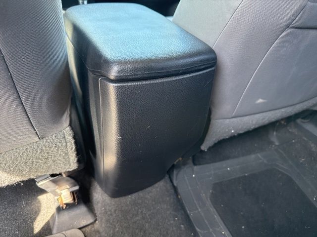 2014 Super White Toyota RAV4 LE AWD SUV