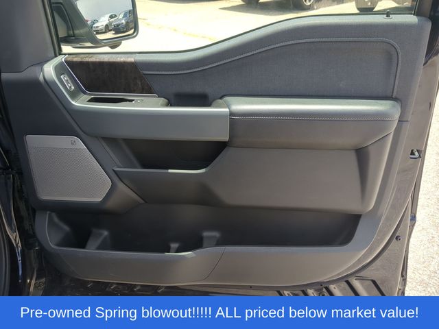 Used 2022 Blue Metallic Ford Lariat image 44