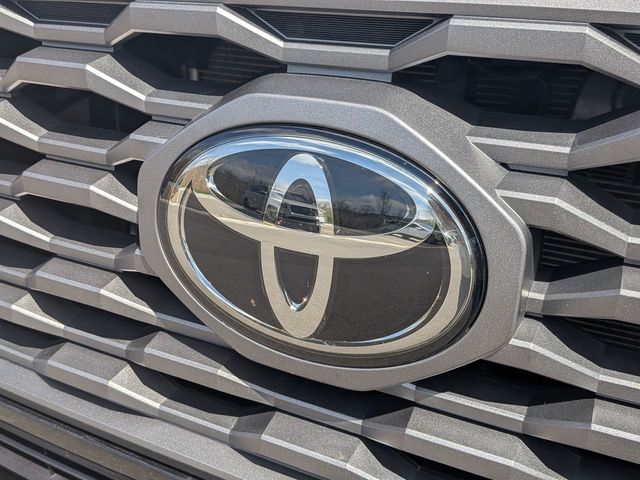 2023 Toyota Tacoma - Image 9