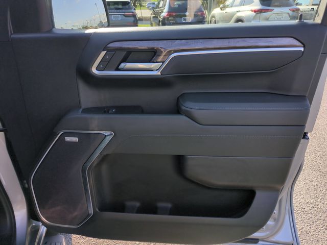 Used 2026 Gray Chevrolet LTZ image 33